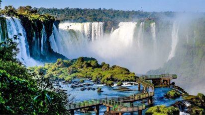 Aerolínea ofrece pasajes a Cataratas del Iguazú por menos de $30.000