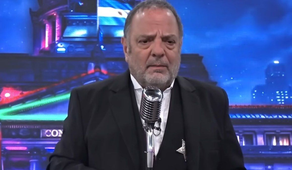 Baby Etchecopar cruzó con dureza a Manuel Adorni y explicó: Tiene la soberbia del tonto.