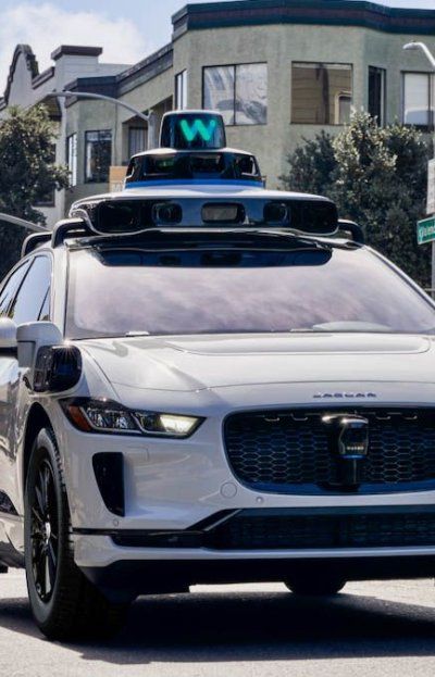 El verdadero rival del taxista: Alphabet pone sus autos sin chofer en las autopistas de USA