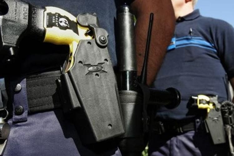 taser.jpg