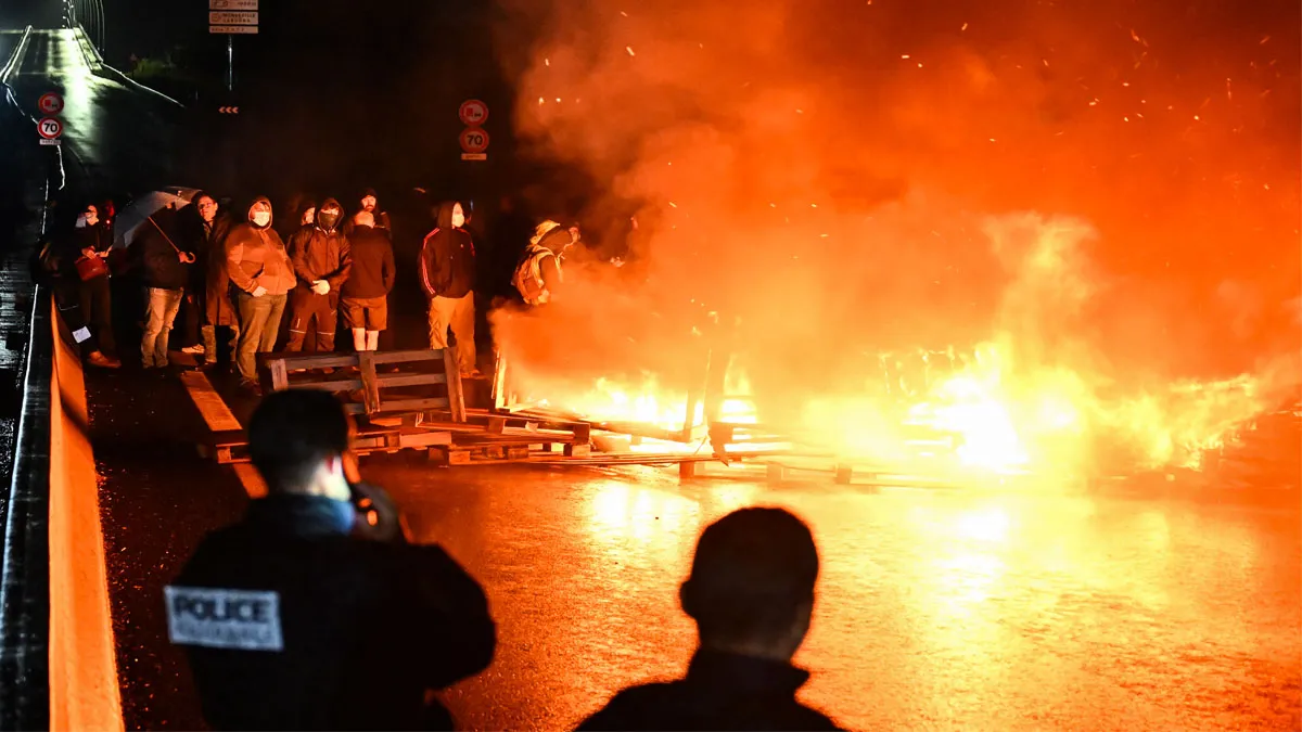 Protesta social en Francia por el programa de austeridad del gobierno de Macron | GENTILEZ REUTERS Protesta social en Francia por el programa de austeridad del gobierno de Macron | GENTILEZ REUTERS