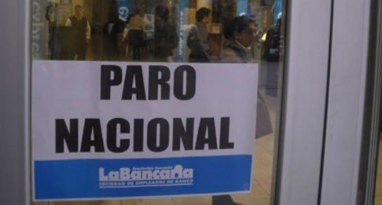 Los bancarios paran desde las 12 este martes y miércoles