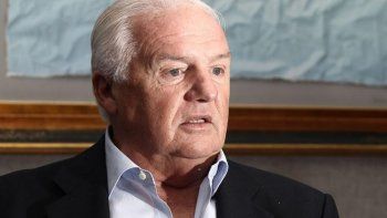 Fernando Niembro estuvo presente en Gimnasia de La Plata-Racing y las redes lo destrozaron otra vez. Fernando Niembro estuvo presente en Gimnasia de La Plata-Racing y las redes lo destrozaron otra vez.