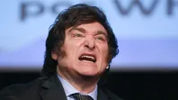 Javier Milei y una encuesta que contradice su visión y sus declaraciones públicas sobre la morosidad. Javier Milei y una encuesta que contradice su visión y sus declaraciones públicas sobre la morosidad.