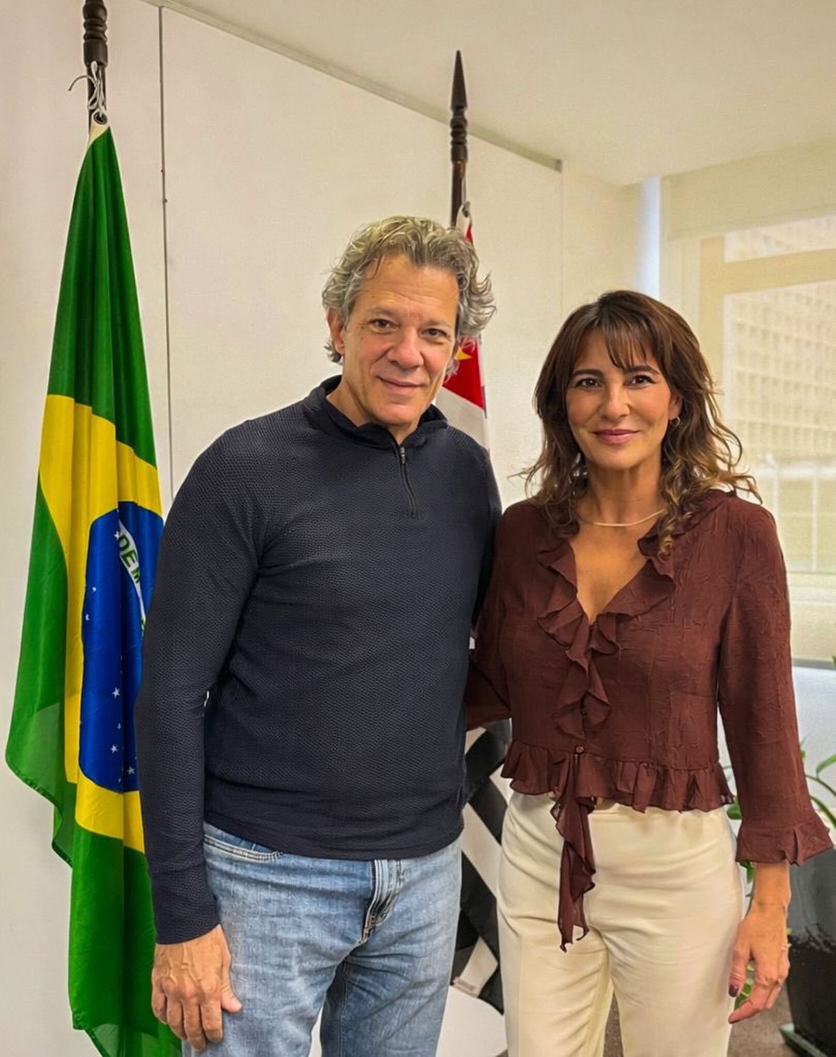 Natalia De la Sota (Defendamos Córdoba) recibida en Sao Paulo por Fernando Haddad. Natalia De la Sota (Defendamos Córdoba) recibida en Sao Paulo por Fernando Haddad.