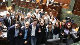 Legisladores del FdT piden alejar del cargo a Sebastián De Stefano
