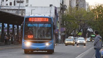 Aumentó el boleto de colectivo en Rosario. Aumentó el boleto de colectivo en Rosario.