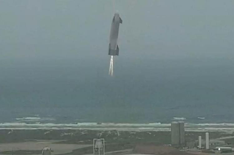 La Starship previo a aterrizar. /Foto:AFP / SPACEX