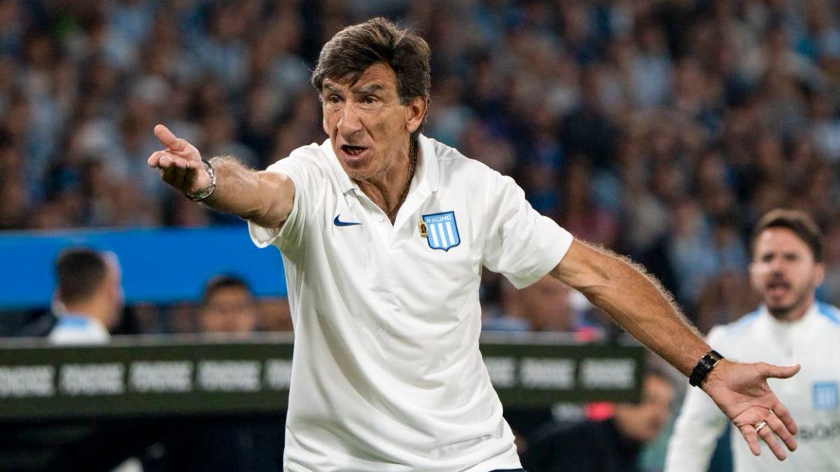 Gustavo Costas tomó una decisión en medio de las dudas de su continuidad en Racing. FOTO: NA.&nbsp;