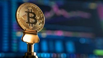 Bitcoin, la cripto más famosa del mundo, lidera la suba del mercado. Bitcoin, la cripto más famosa del mundo, lidera la suba del mercado.