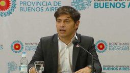 altText(Kicillof, furioso con Clarín y La Nación por fake news: 