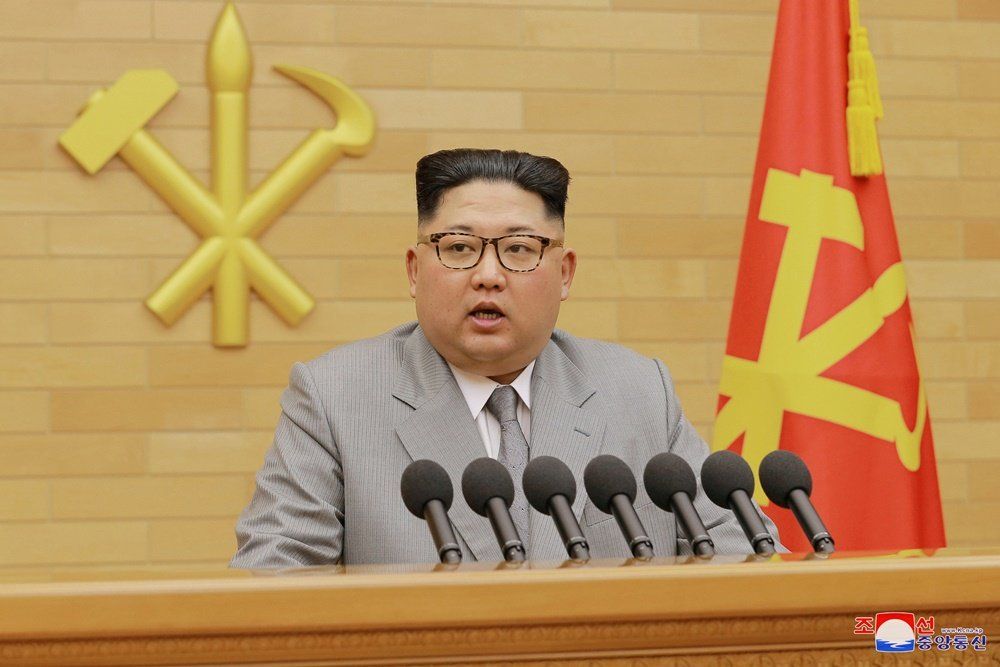 Kim Jong - un y Vladimir Putin suscriben acuerdo de asistencia mutua Kim Jong - un y Vladimir Putin suscriben acuerdo de asistencia mutua