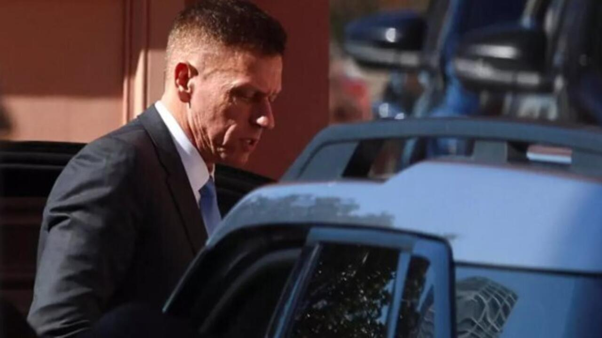 Peter Thiel en la Casa Rosada. &Eacute;l es el due&ntilde;o de Palantir y creador de PayPal. Hace poco, adquiri&oacute; acciones de Vista (el segundo mayor productor de shale oil en Vaca Muerta y el mayor productor independiente de petr&oacute;leo de Argentina) por US$ 76 millones, seg&uacute;n un documento presentado el viernes ante la Comisi&oacute;n de Bolsa y Valores de Estados Unidos (SEC).