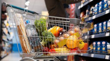 Estafa que imita a este reconocido supermercado vacía cuentas en minutos