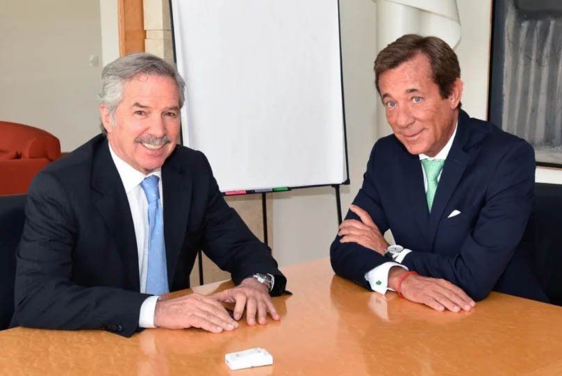Luís María Kreckler con el canciller Felipe Solá