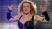 ¿Qué hizo Britney Spears con sus canciones?