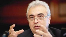 altText(OPEP vs. AIE: ¿Cuánto vale el barril de crudo?)}