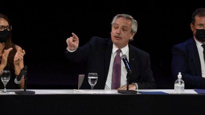 Sobre la cornisa, ahora la Casa Rosada plantea FMI o golpe