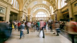 Gobierno: Estudian aumento en trenes y colectivos para 2022