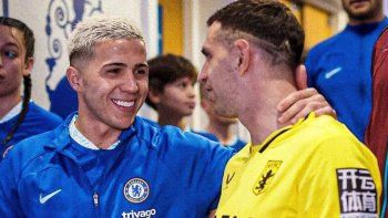 enzo fernandez no perdono y le clavo un golazo al dibu martinez enzo fernandez no perdono y le clavo un golazo al dibu martinez