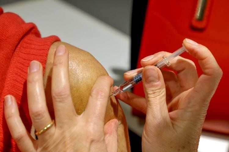 Carrera por la vacuna contra el coronavirus. Foto: AFP