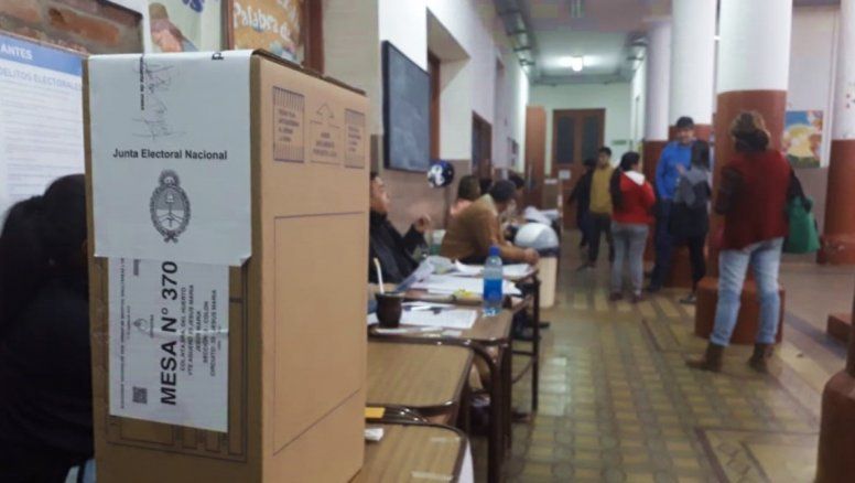 Provisorio 97%: 1º Milei, 2º Massa, 3ª Bullrich, 4º Larreta