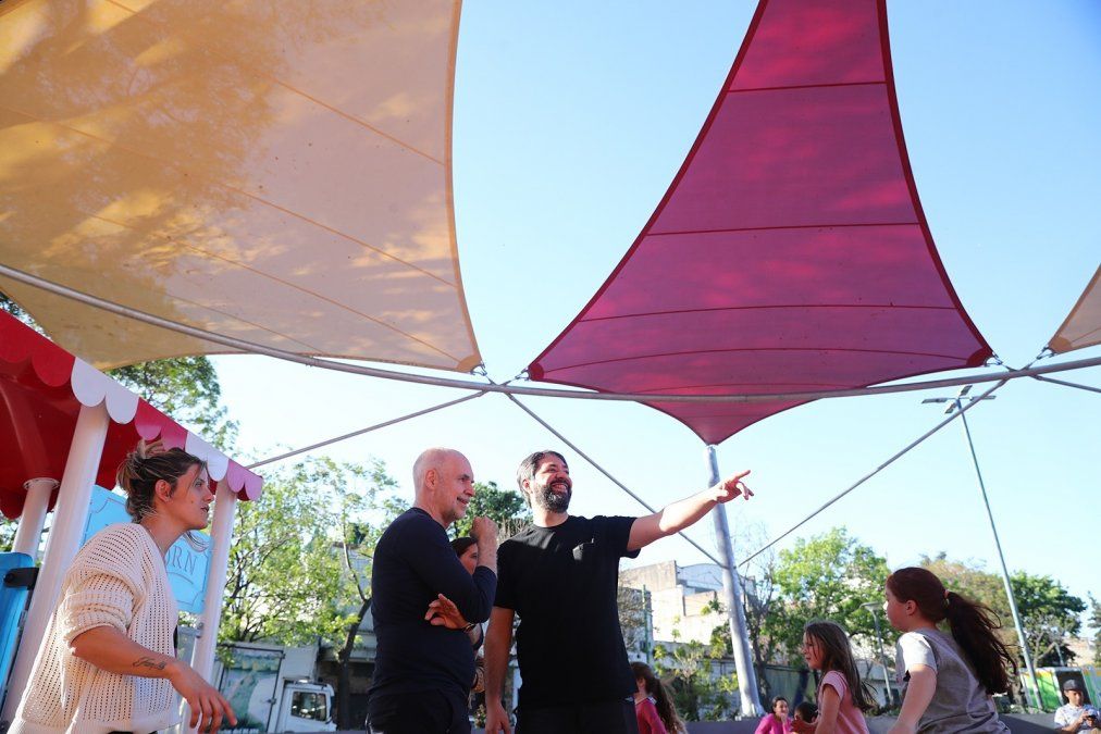 El jefe de Gobierno porteño recorrió Viila Devoto y Floresta.&nbsp;&nbsp;