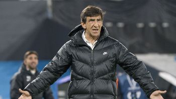 Gustavo Costas decidió su futuro en Racing y hay revuelo: