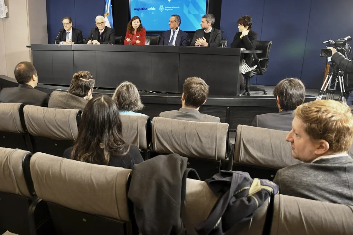 La conferencia en la que Batakis anunció el nuevo paquete de medidas. (Fuente: Télam)