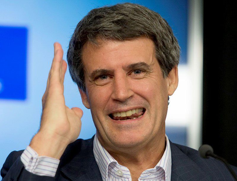 Alfonso Prat-Gay se quejó de que los bancos “no cooperan” con el blanqueo de capitales.