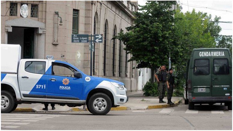 LLA fundió IOSFA, creó OSFFESEG y derivó gendarmes y prefectos a la salud privada