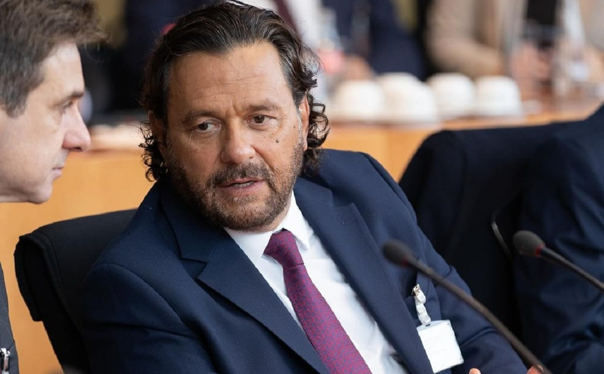 Gustavo Sáenz, gobernador de Salta Gustavo Sáenz, gobernador de Salta