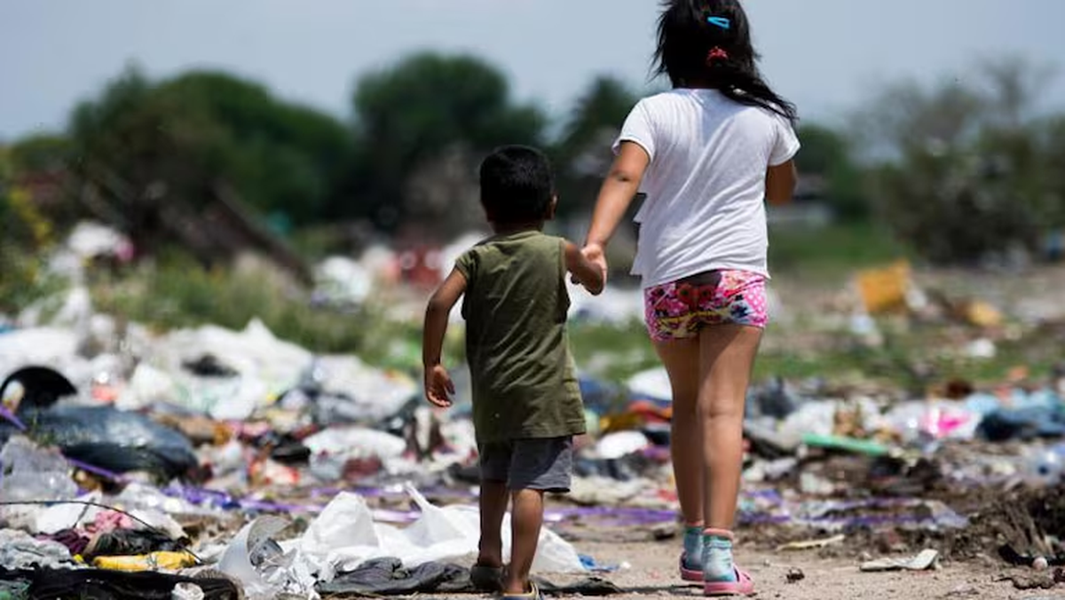 La vestimenta, un aspecto clave y multidimensional para los niños. La vestimenta, un aspecto clave y multidimensional para los niños.