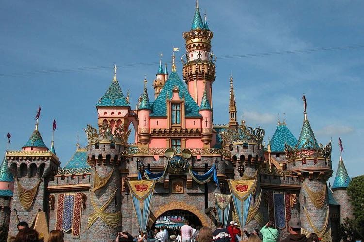 Castillo en Disneyland de California.