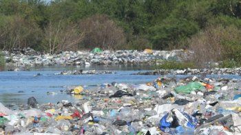 Una empresa de ingeniería metabólica de Santa Fe realizó la primera fermentación para producir plástico PHB 100% biodegradable y compostable. Una empresa de ingeniería metabólica de Santa Fe realizó la primera fermentación para producir plástico PHB 100% biodegradable y compostable.