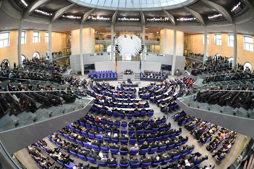 El nuevo gobierno de Alemania deberá abordar la economía e inmigración .
