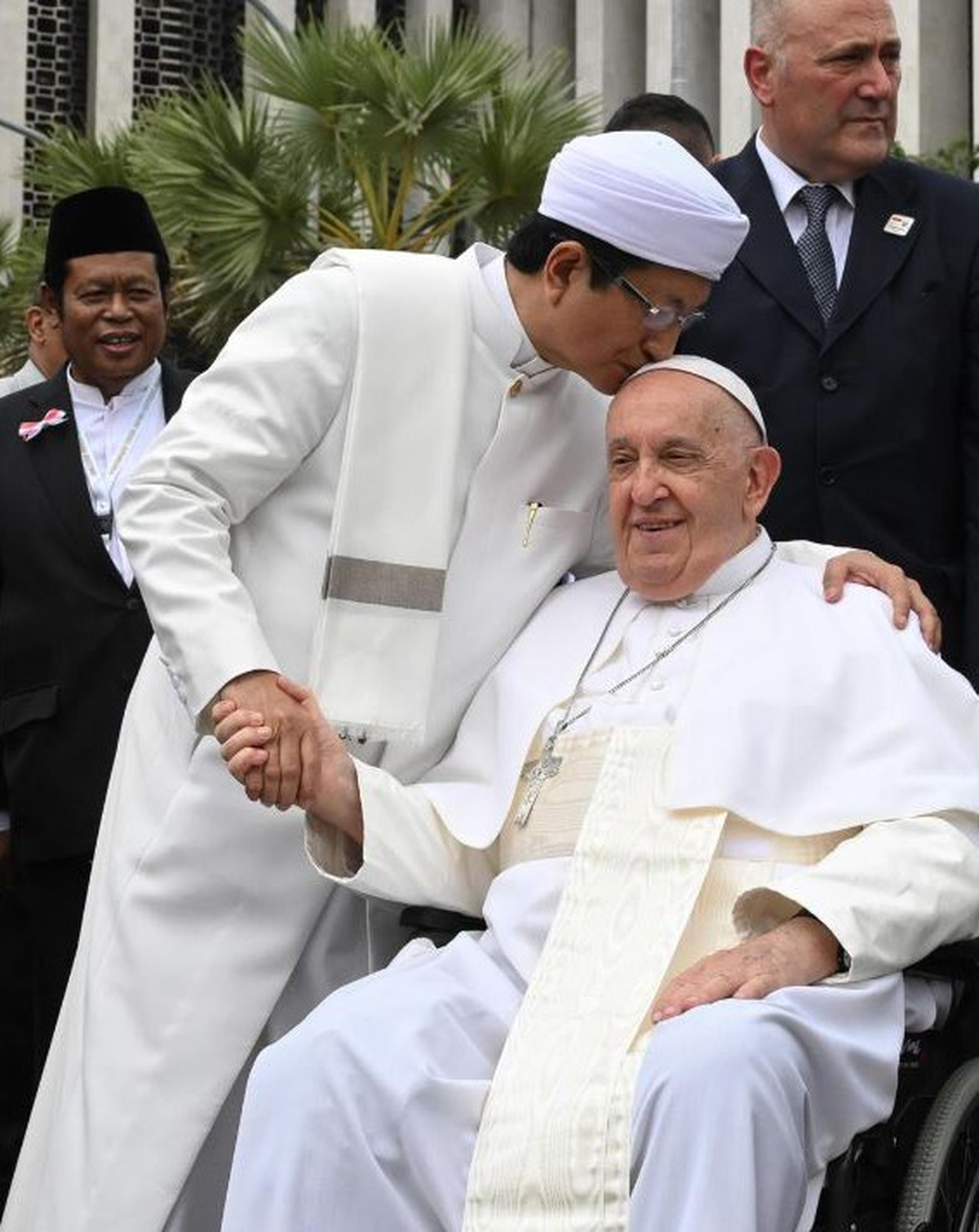 Nasaruddin Umar junto al Papa Francisco Nasaruddin Umar junto al Papa Francisco