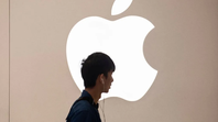 A diferencia de gigantes como Microsoft o Google, Apple evitó el despliegue de centros de datos propios y hoy su cotización sufre el rotado del mercado. A diferencia de gigantes como Microsoft o Google, Apple evitó el despliegue de centros de datos propios y hoy su cotización sufre el rotado del mercado.