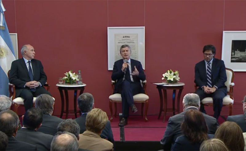 Macri junto a Lorenzetti y Garavano, este miércoles en la Casa Rosada.