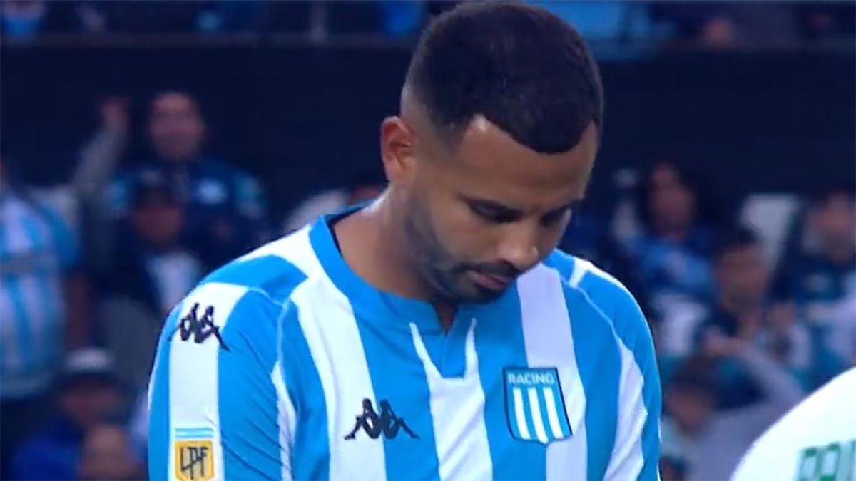 Racing se hartó de Edwin Cardona y lo echó.