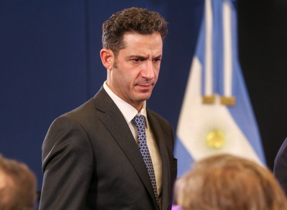 Matías Tombolini no consigue explicar el comportamiento de los precios. Es un flanco débil de Sergio Massa, tal como Miguel Ángel Pesce.