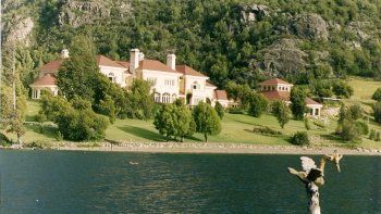 Milei y Lago Escondido: el acuerdo silencioso sobre tierras en zona de frontera