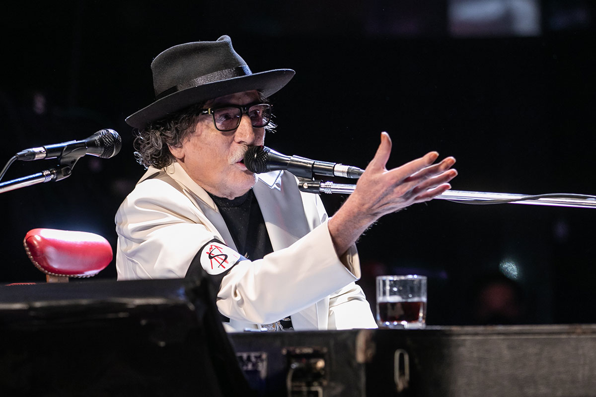 Charly García y un estado de salud muy delicado. Charly García y un estado de salud muy delicado.