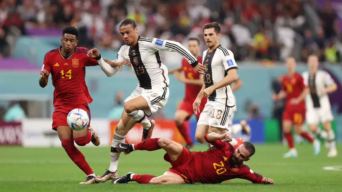 Alemania vs. España: Justo cuando están recuperándose de la última década, deben eliminarse entre ellos...