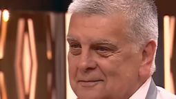 altText(Luis Ventura cocinó ñoquis incomibles, los escupió en el plato y se volvió viral)}