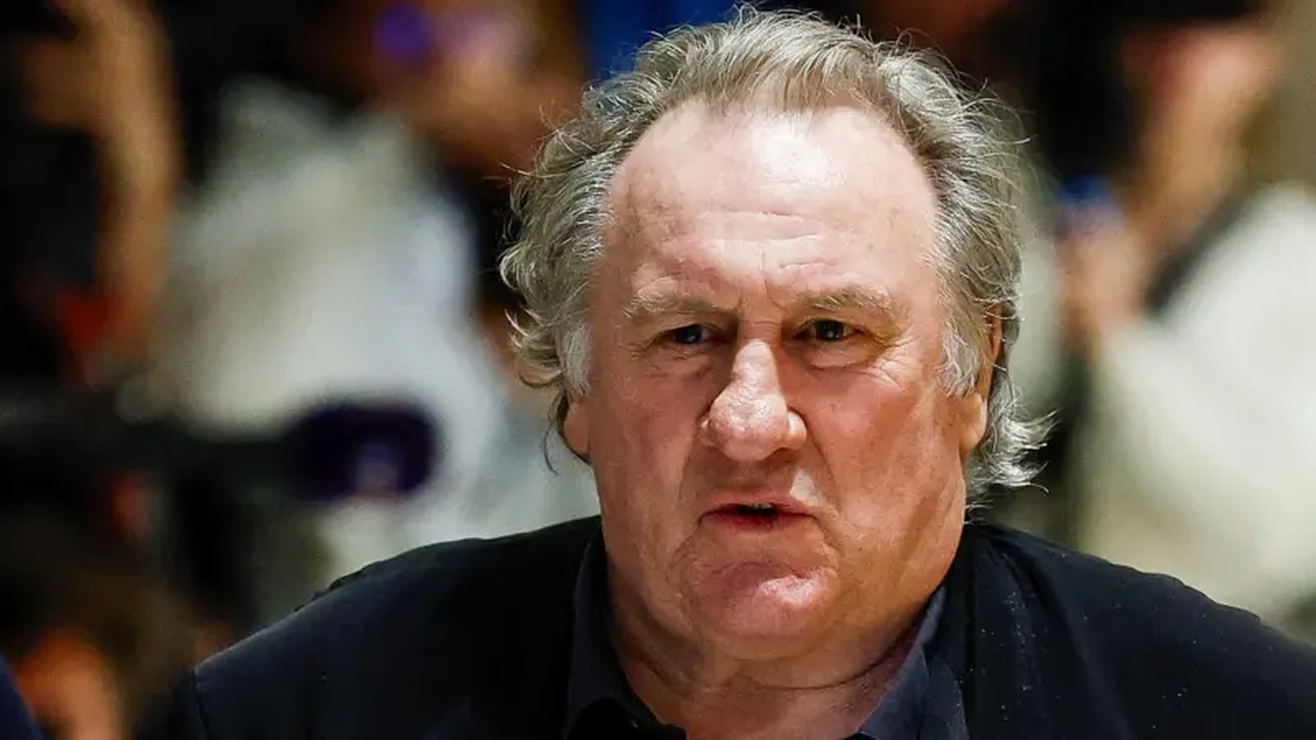 Gérard Depardieu fue condenado a 18 meses de prisión en suspenso por el abuso sexual a dos mujeres en 2021, durante un rodaje. Su abogado anunció que apelará la sentencia. Gérard Depardieu fue condenado a 18 meses de prisión en suspenso por el abuso sexual a dos mujeres en 2021, durante un rodaje. Su abogado anunció que apelará la sentencia.