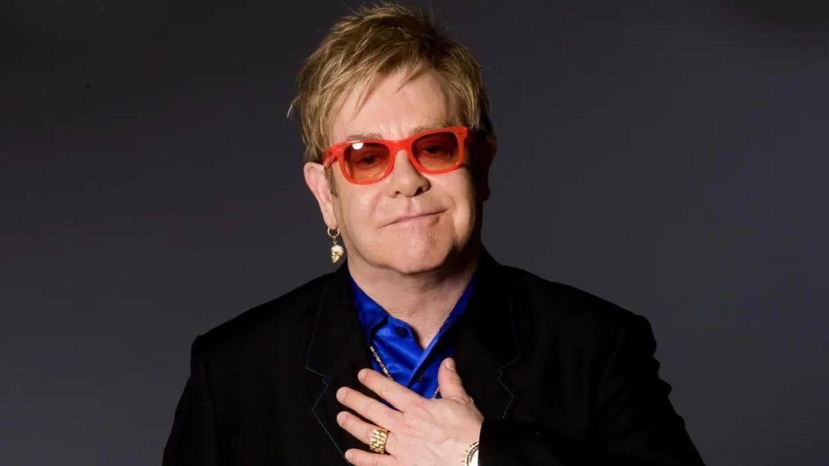 Elton John cumple 77 años: Celebrando al Rocket Man del pop más icónico