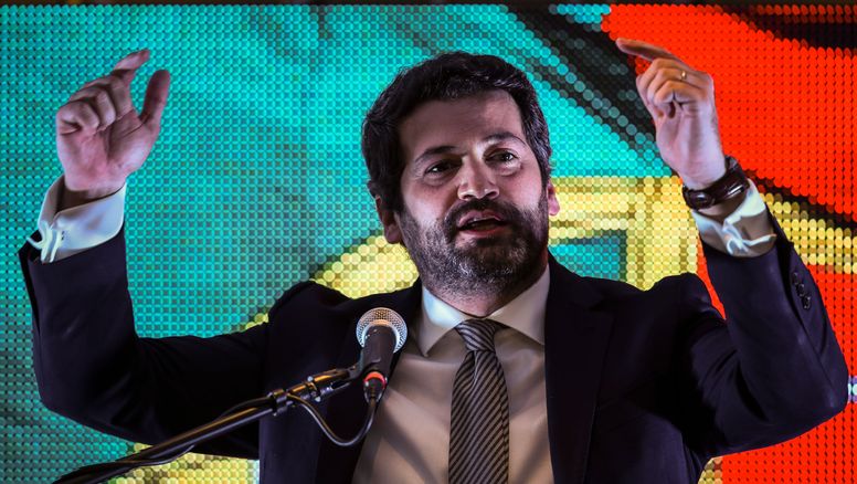 Portugal: Detienen a un hombre bomba que quería matar al líder de la ultraderecha