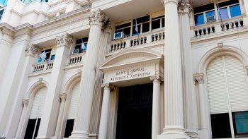 bcra confirma nueva suba de tasas (60% nominal anual) bcra confirma nueva suba de tasas (60% nominal anual)