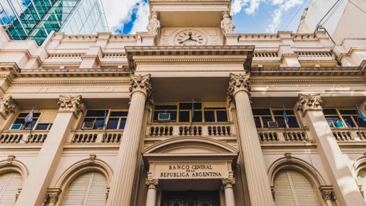 El BCRA vendió menos billetes que en las presidenciales de 2019